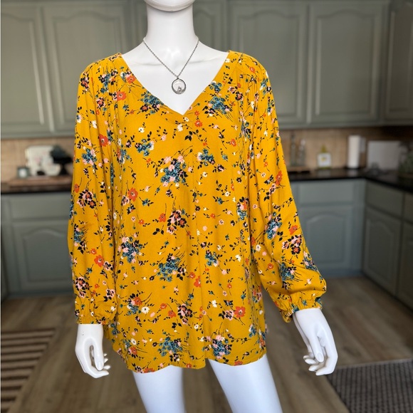 𝙎𝙩 𝙅𝙤𝙝𝙣'𝙨 𝘽𝙖𝙮 Floral Top XL Peasant Style Yellow - Picture 4 of 15